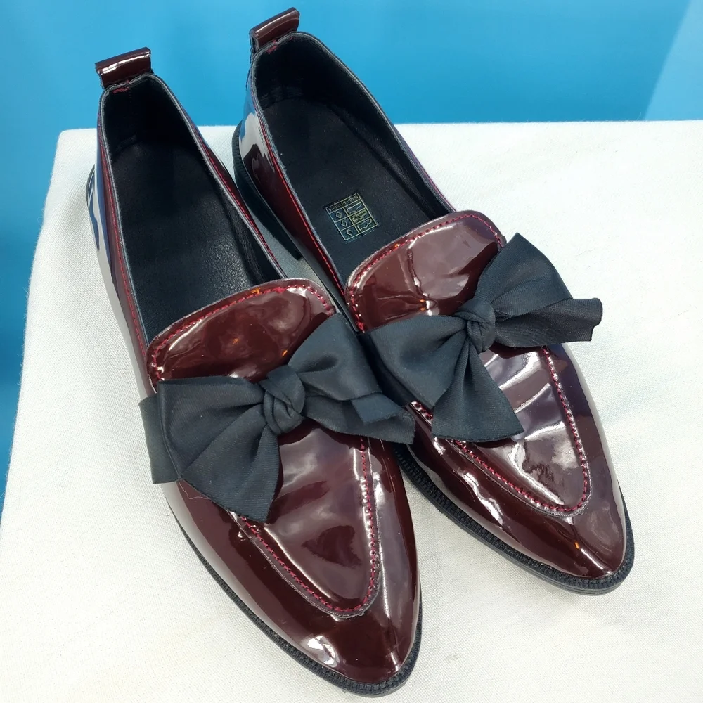 N/A burgundy maroon